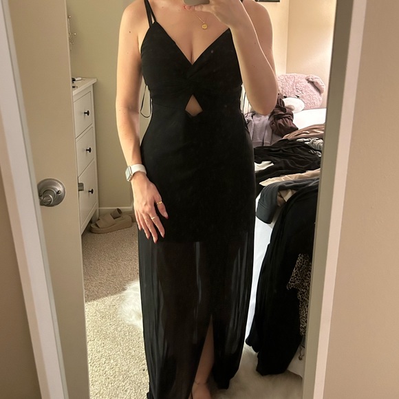 Black Formal Dress - Picture 3 of 13